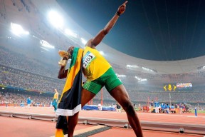 76人队争夺东部第一，拼尽全力，76人东决